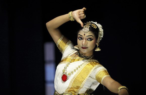 Mohiniyattam classical dancer, Cochin, Kerala, India
